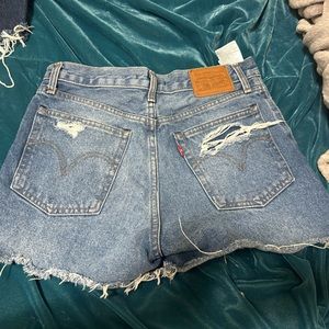 Levi’s shorts